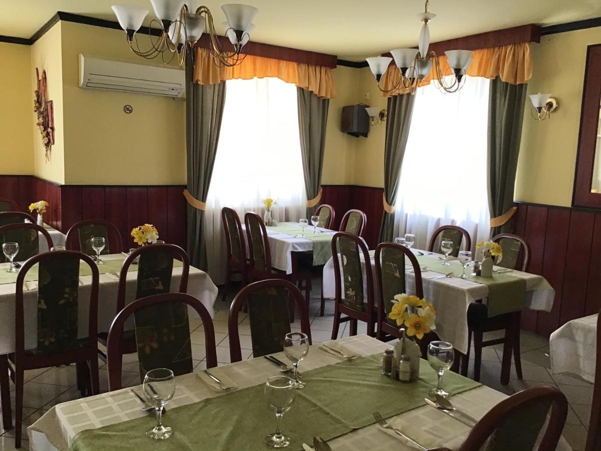 Nora Hotel Hajdúszoboszló Dış mekan fotoğraf