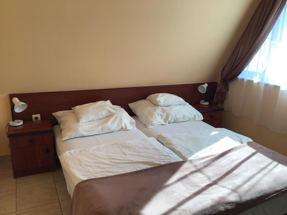Nora Hotel Hajdúszoboszló Dış mekan fotoğraf